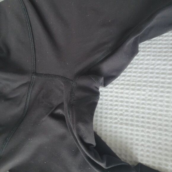 Lululemon Women's low rise Nulux Black 22" crop leggings size 4 - Picture 5 of 10